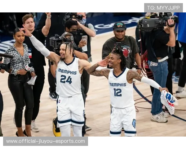 NBA灰熊底角三分稳稳命中：穿上骏跃KX底角系列篮球鞋，感受每一次底线之上的自信